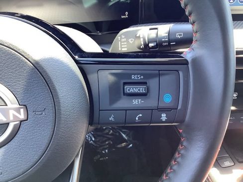 Used 2025 Nissan Kicks SR w/ Illumination Package AWD/4WD image 12