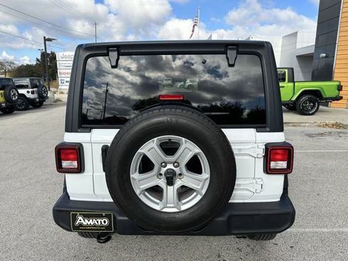 Used 2021 Jeep Wrangler Unlimited Sport image 7