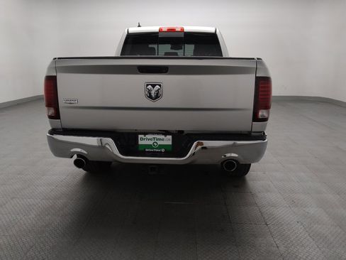 Used 2017 RAM 1500 Laramie RWD image 7
