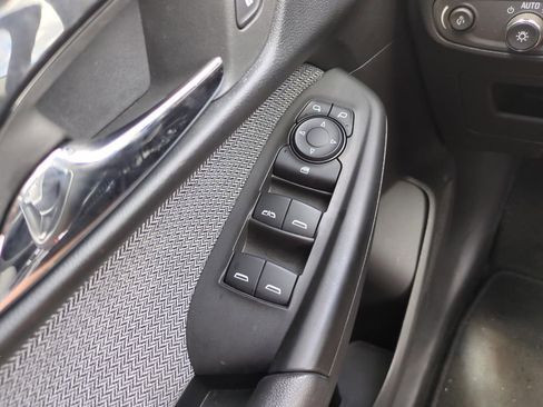 Used 2025 Chevrolet TrailBlazer LT FWD image 17