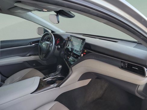 Used 2024 Toyota Camry XSE image 25