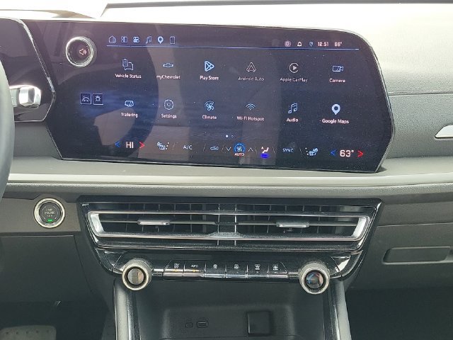 Certified 2026 Chevrolet Traverse LT w/ Driver Confidence Package FWD image 29