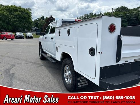 Used 2023 RAM 2500 Tradesman w/ Chrome Appearance Group AWD/4WD image 12