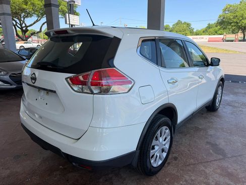 Used 2015 Nissan Rogue S FWD image 6