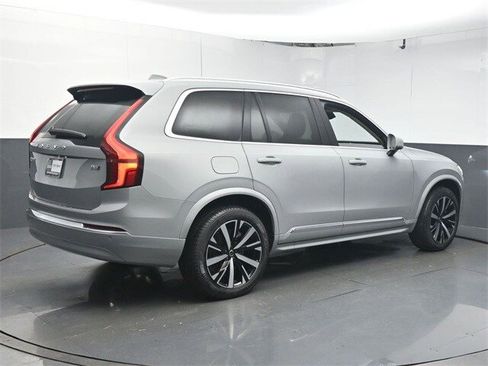 Certified 2025 Volvo XC90 B6 Core w/ Protection Package image 7