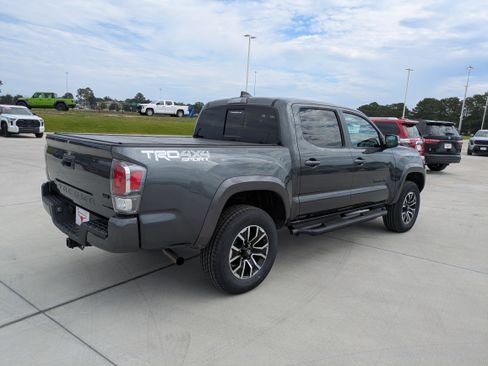 Certified 2023 Toyota Tacoma TRD Sport image 8