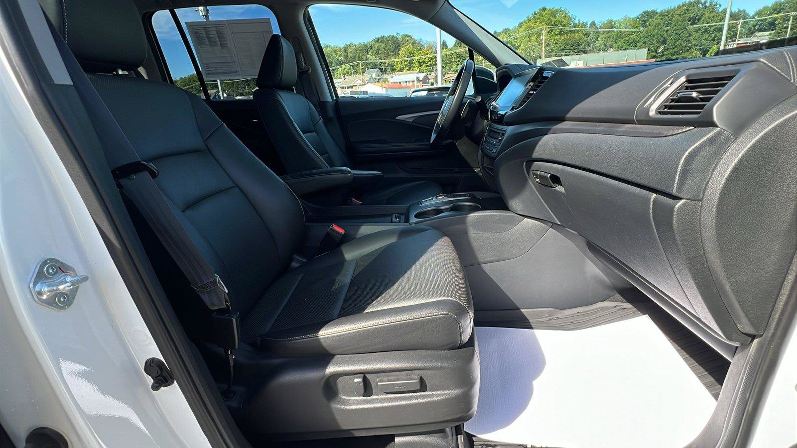 Used 2022 Honda Ridgeline RTL image 13