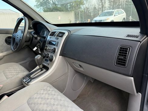 Used 2006 Chevrolet Equinox LT image 19