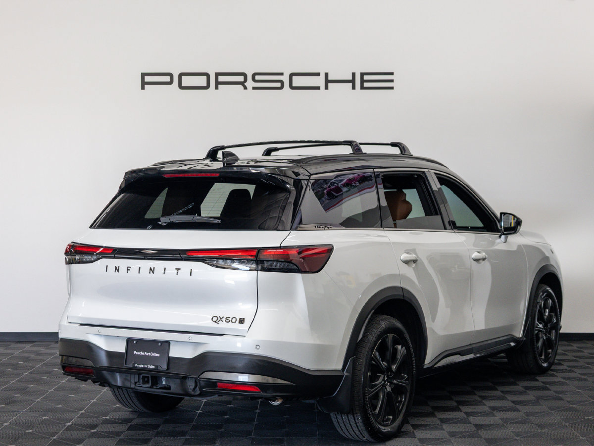 Used 2026 INFINITI QX60 Autograph w/ Dark Cargo Package AWD/4WD image 6