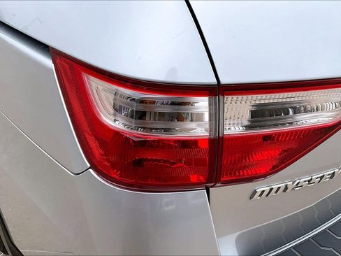 Used 2012 Honda Odyssey EX-L image 27