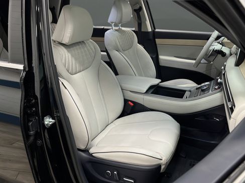 Used 2025 Hyundai Palisade Limited AWD/4WD image 25
