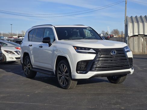 New 2026 Lexus LX 700h Luxury w/ Appearance Package image 2