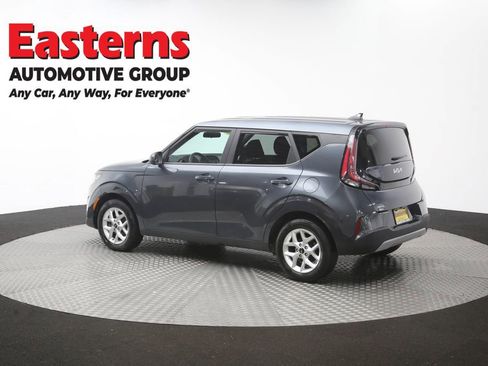 Used 2023 Kia Soul LX w/ LX Technology Package FWD image 61