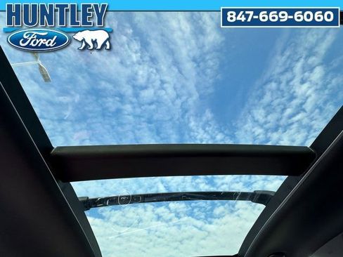 Used 2025 Kia Sportage SX image 16