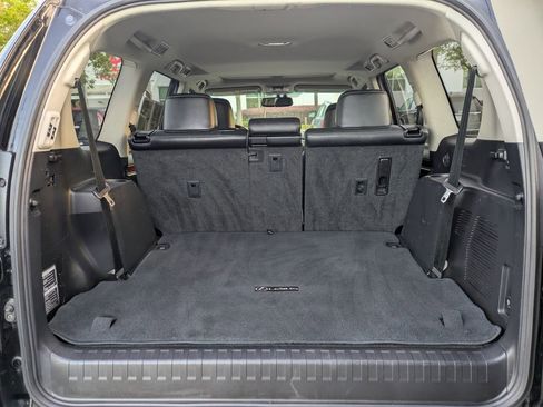 Used 2012 Lexus GX 460 w/ Comfort Plus Pkg AWD/4WD image 13
