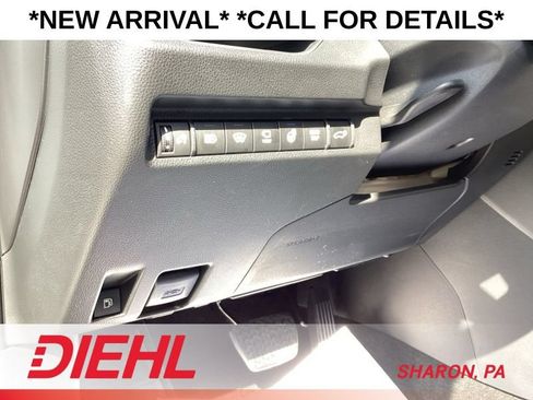 Used 2023 Toyota RAV4 XSE AWD/4WD image 26