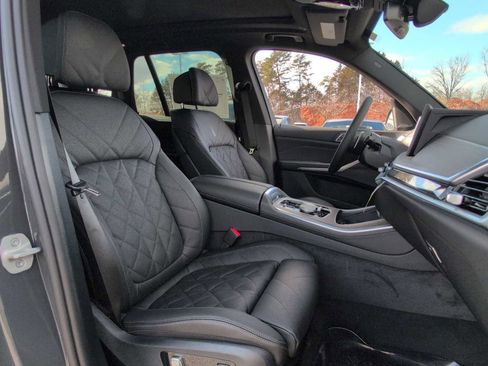 New 2026 BMW X5 xDrive50e w/ Climate Comfort Package image 21