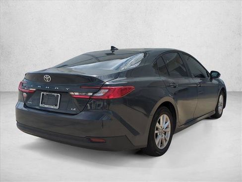 Used 2025 Toyota Camry LE FWD image 5