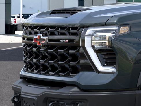 New 2026 Chevrolet Silverado 2500 ZR2 w/ ZR2 Bison Edition AWD/4WD image 13
