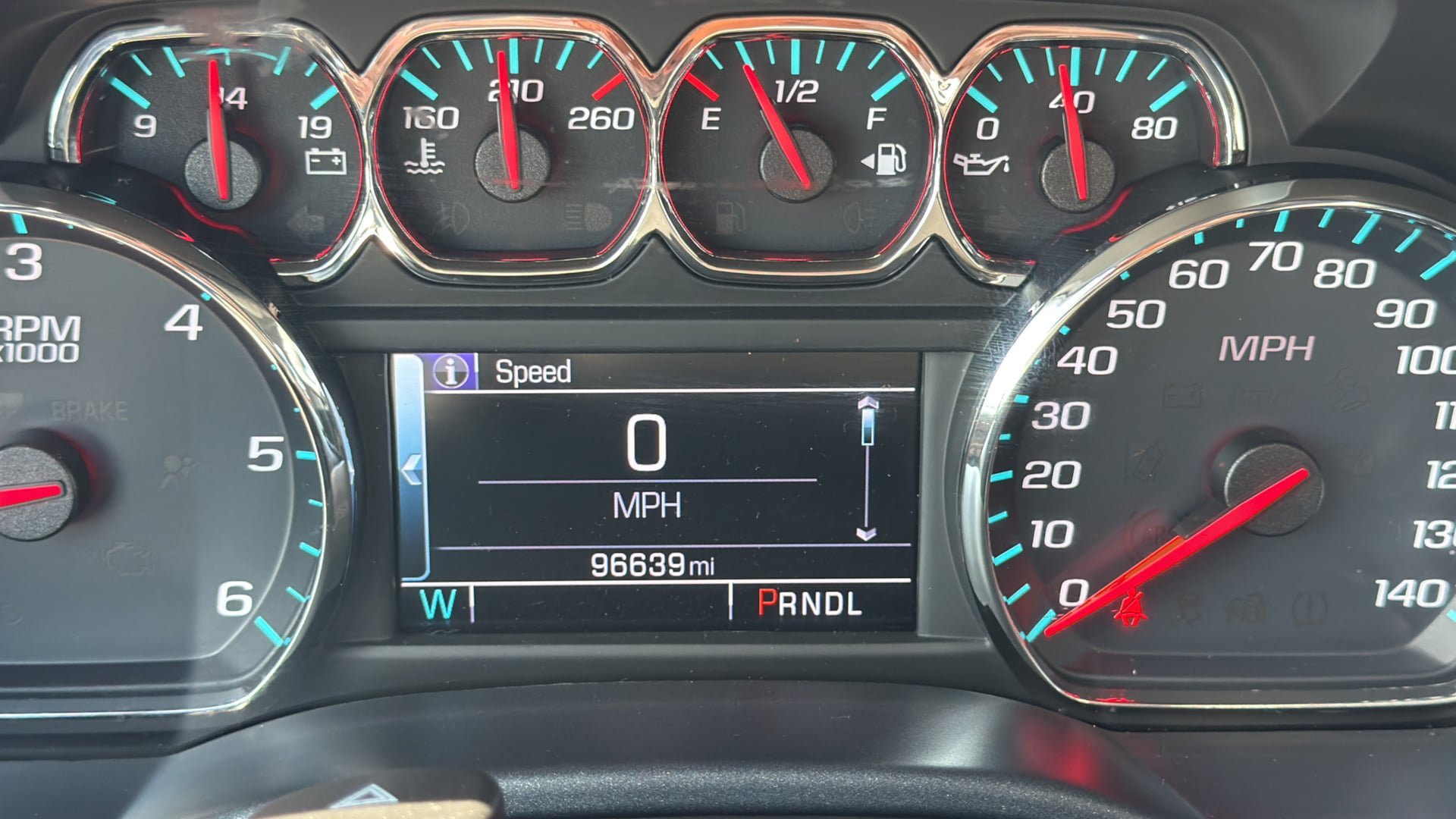 Used 2018 Chevrolet Silverado 1500 LT w/ All Star Edition AWD/4WD image 30