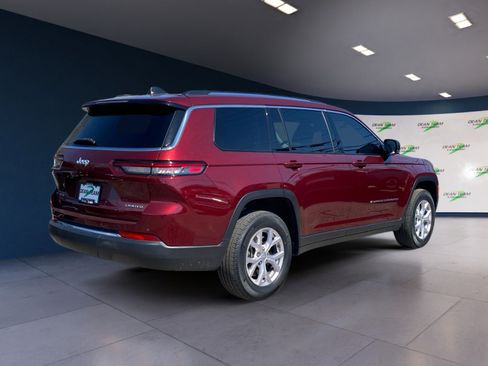 Used 2022 Jeep Grand Cherokee L Limited AWD/4WD image 8
