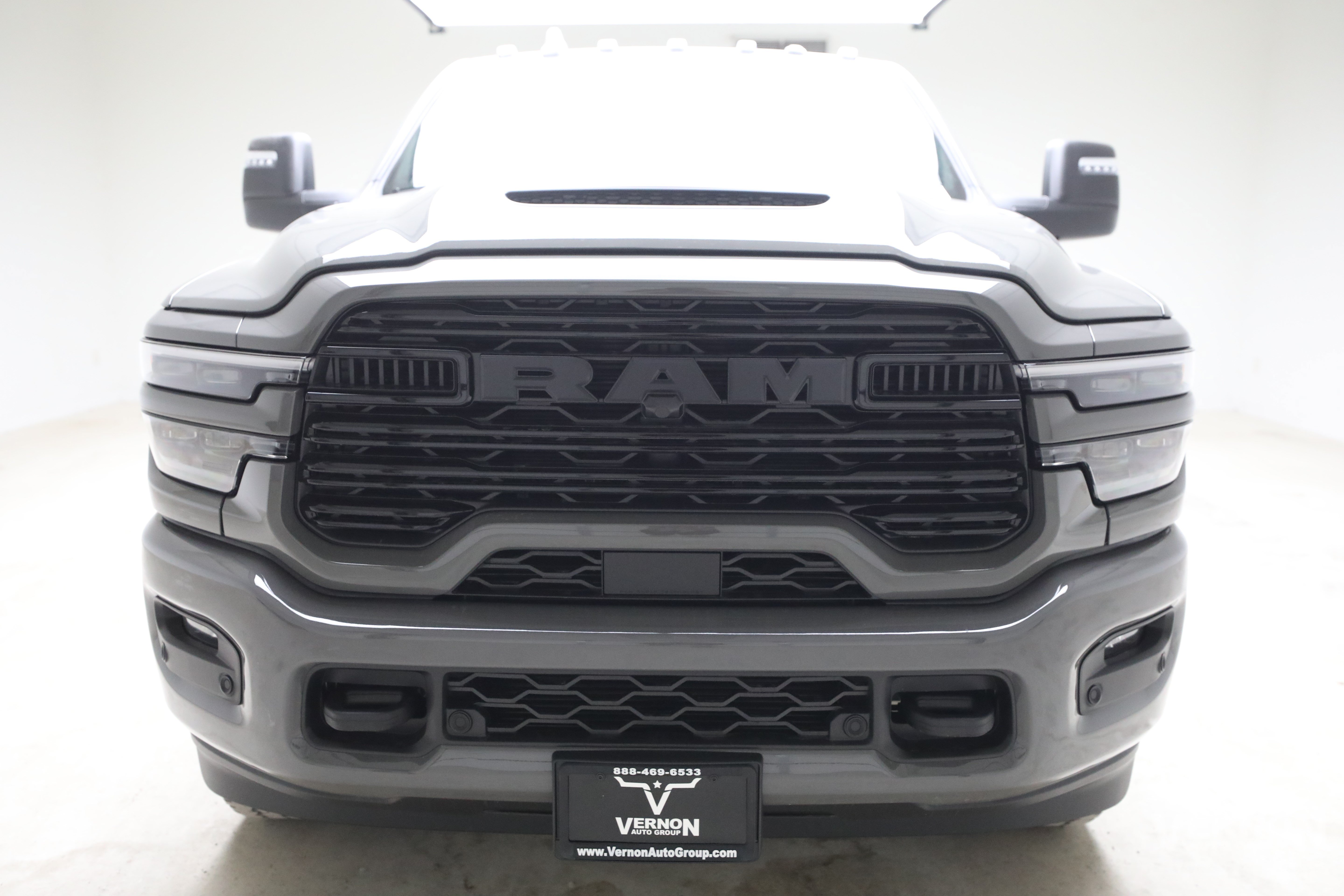 New 2027 RAM 3500 Laramie AWD/4WD image 8