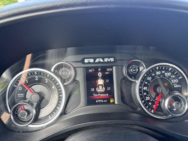 Used 2019 RAM 1500 Big Horn AWD/4WD image 9