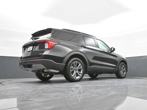New 2026 Ford Explorer Active image 64