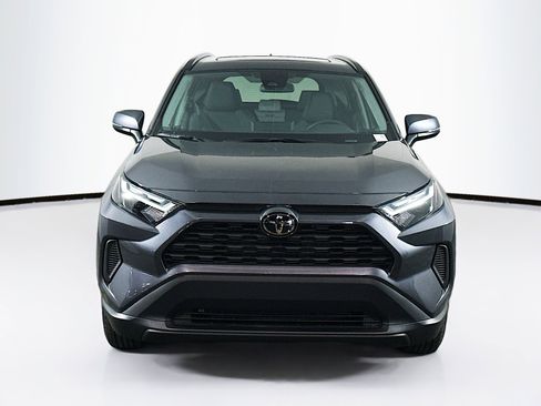 Used 2025 Toyota RAV4 XLE w/ Convenience Package image 2