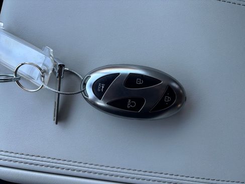 Used 2025 Hyundai Santa Fe SEL image 21
