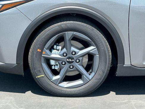 New 2026 Kia K4 FWD image 24