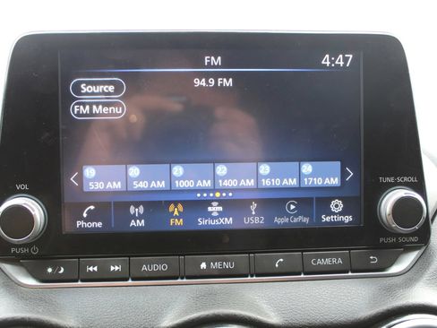 Used 2022 Nissan Sentra SV FWD image 18