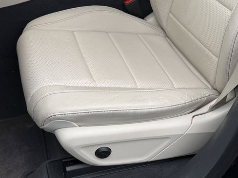 Used 2020 Mercedes-Benz GLE 450 4MATIC image 15