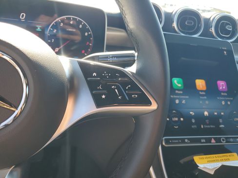 Certified 2025 Mercedes-Benz GLC 300 image 31