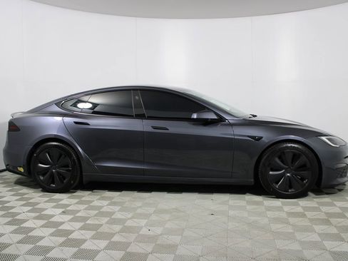 Used 2022 Tesla Model S Plaid image 42