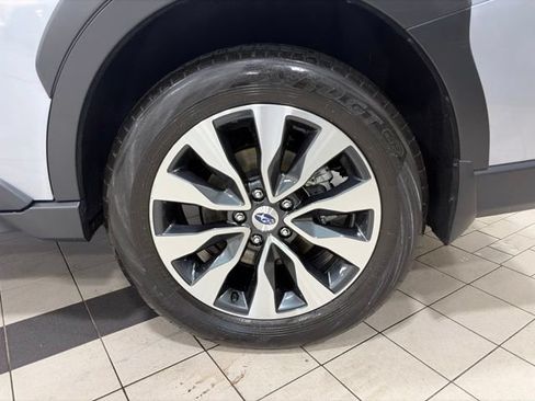 Used 2024 Subaru Outback Limited AWD/4WD image 23