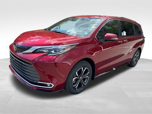 New 2026 Toyota Sienna Platinum AWD/4WD image 1