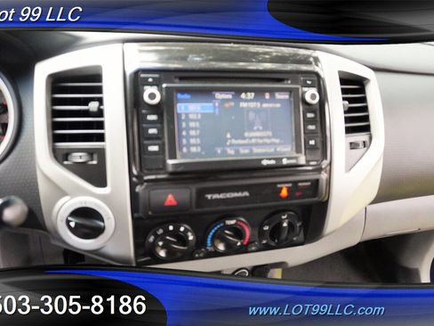 Used 2015 Toyota Tacoma 4x4 Double Cab w/ TRD Off-Road Package image 21