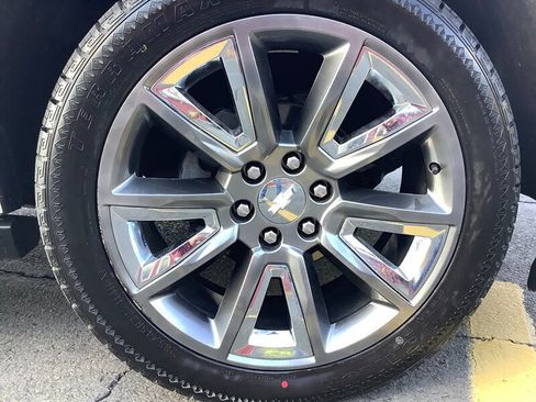 Used 2015 Chevrolet Tahoe LTZ AWD/4WD image 21