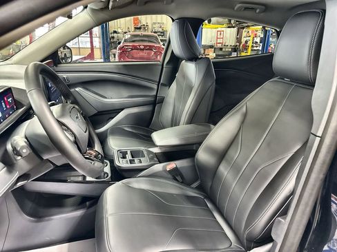 New 2026 Ford Mustang Mach-E Select image 12