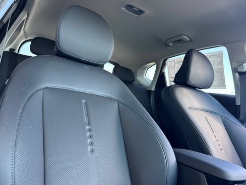 New 2026 Hyundai Kona SEL Premium FWD image 18