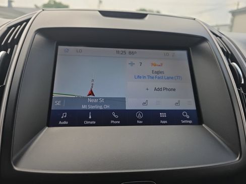 Used 2020 Ford Edge SEL AWD/4WD image 13