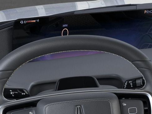 New 2025 Lincoln Navigator Reserve image 13