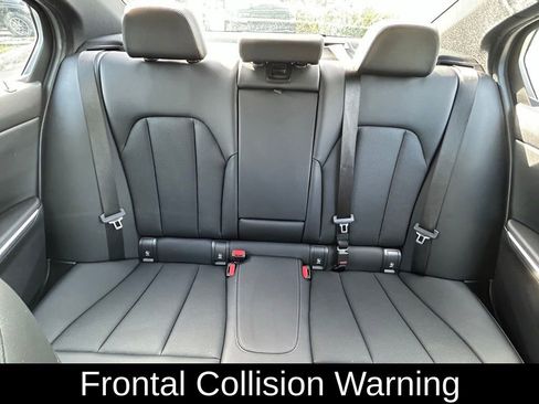 Used 2025 BMW 330i Sedan image 13