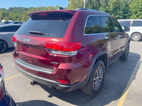 Used 2018 Jeep Grand Cherokee Limited AWD/4WD image 2