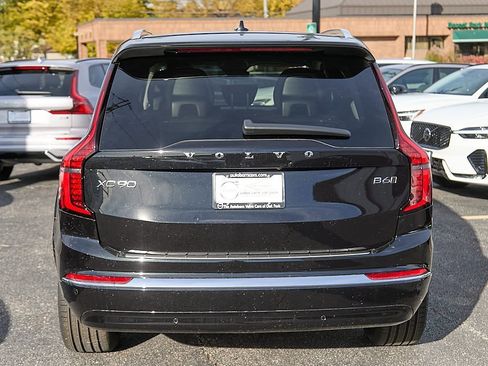 New 2026 Volvo XC90 B6 Plus w/ Protection Package Premier image 8