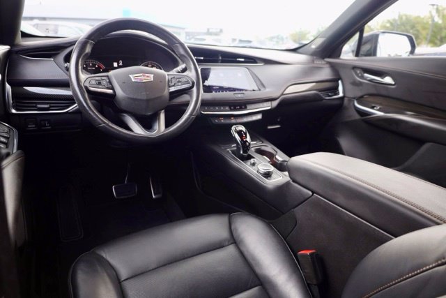Used 2023 Cadillac XT4 Sport AWD/4WD image 34
