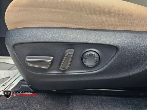 Used 2022 Toyota RAV4 XLE w/ XLE Grade Weather Package AWD/4WD image 13