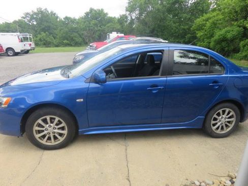 Used 2010 Mitsubishi Lancer ES FWD image 4
