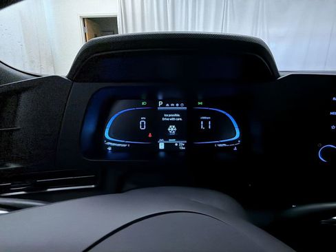 New 2026 Hyundai Elantra Sport FWD image 8